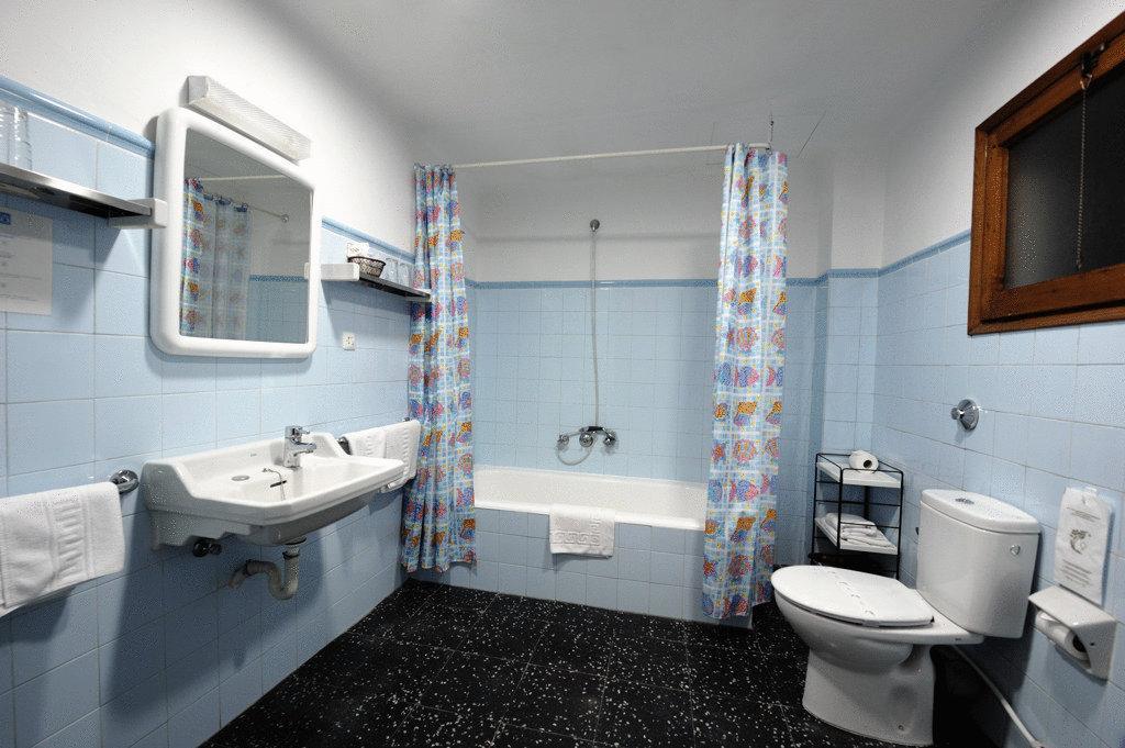 Hostal Residencia Catalina Palamós Zimmer foto